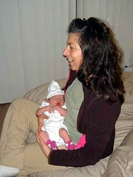 Krassi & Leela, newborn